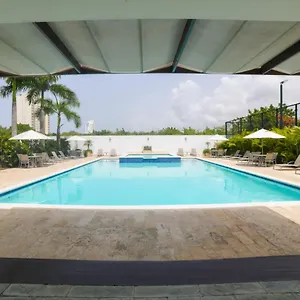 Elegante Aqua Marine Apartment